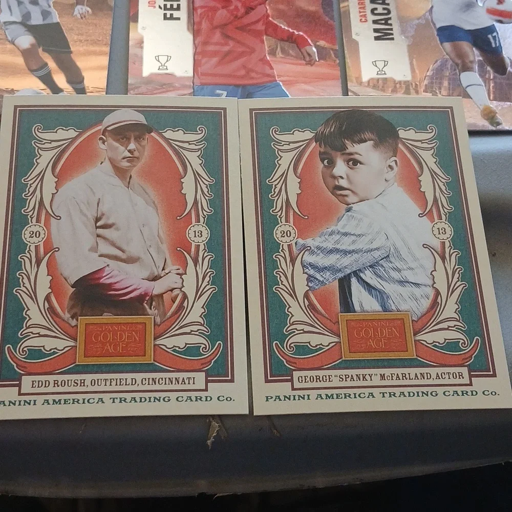 Assorted Sports Trading Cards Collection - Picture 4 of 12